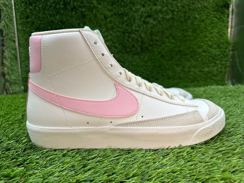 Nike Blazer Mid '77 DA4086-106 Athletic Sneaker Shoes Girls 7Y White Leather